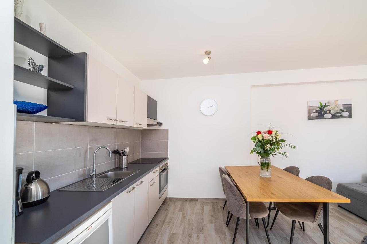 House Of Dalmatia Apartment Pakoštane Екстериор снимка