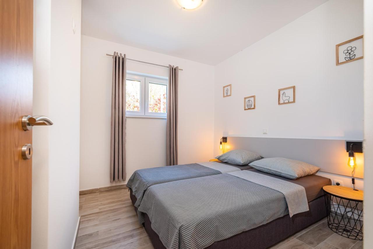 House Of Dalmatia Apartment Pakoštane Екстериор снимка